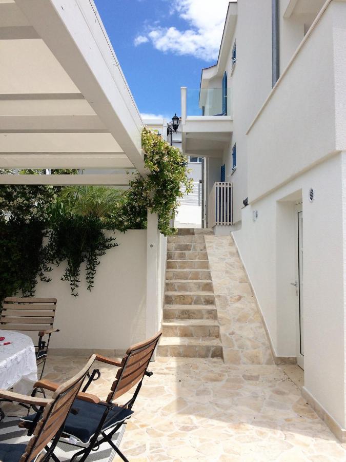 Seaside Villa With Private Pool Home By The Sea - Villa 特罗吉尔 外观 照片